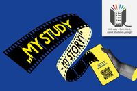 Filmrolle mit Text "My Study, My Story", gelbe Broschüre, Hand und QR-Code.