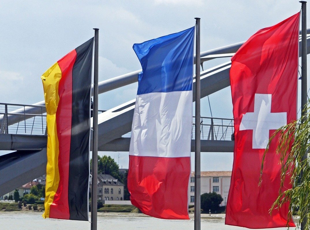 Flaggen der Eucor Länder